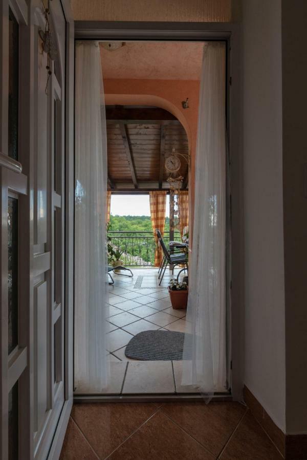 Paula Apartman